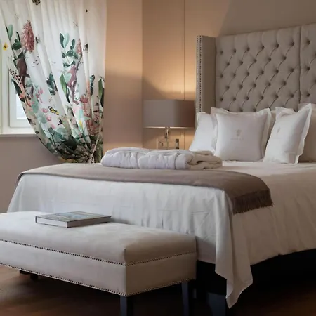 Luxury Claretta Near Porec For 8 People With Sea View & Pet Friendly * Tar-Vabriga