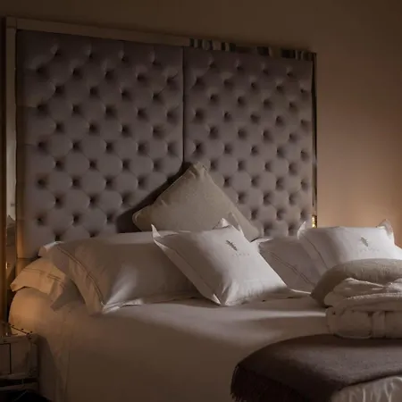 Luxury Claretta Near Porec For 8 People With Sea View & Pet Friendly Vila